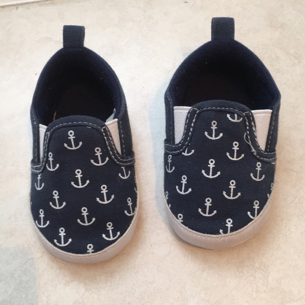EUC Luvable Friends Shoes